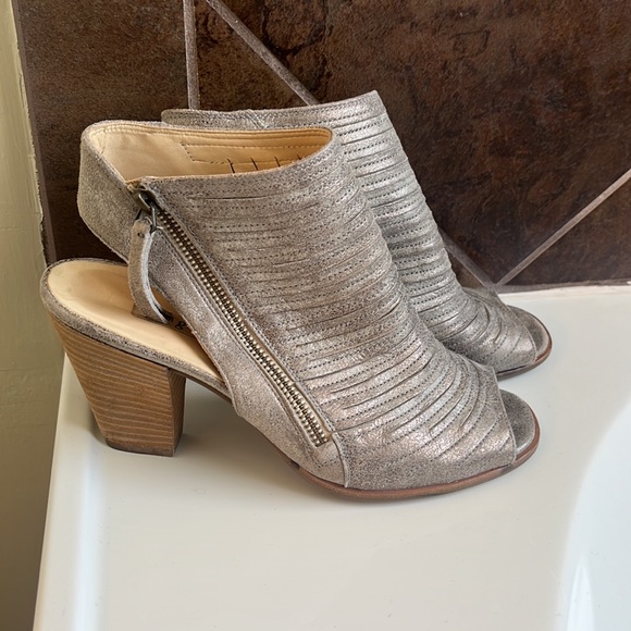 CAYANNE PEEP TOE BOOTIE- Paul Green - Picture 4 of 7